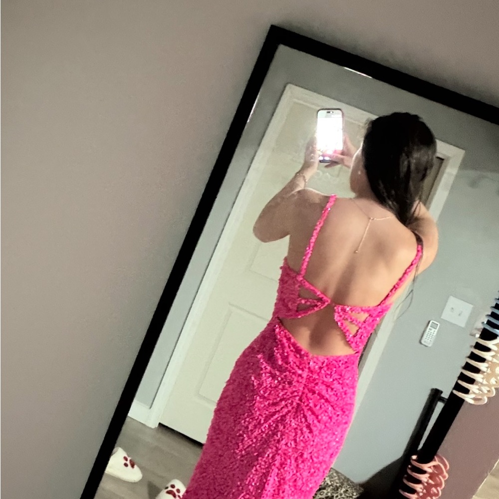 Elegant Pink Lace Dress